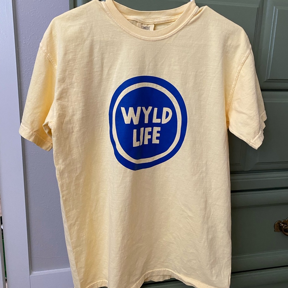 Young Life / wYLdlife Yellow & Blue Comfort Colors T-Shirt